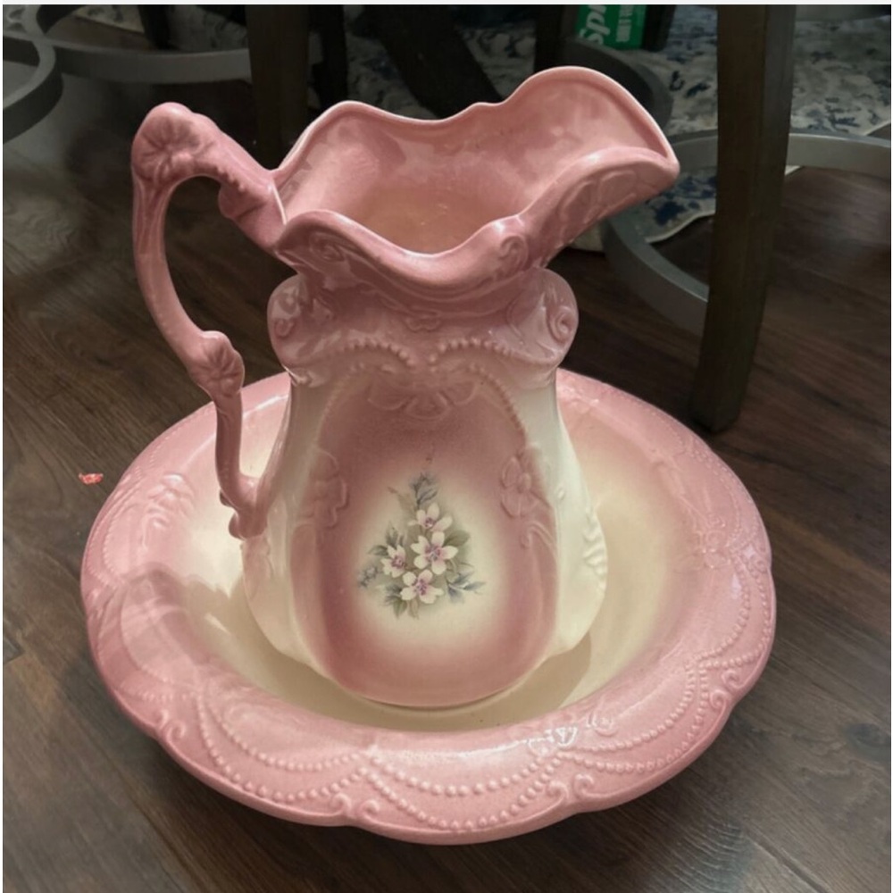Vintage Ironstone Pitcher and Basin Decor